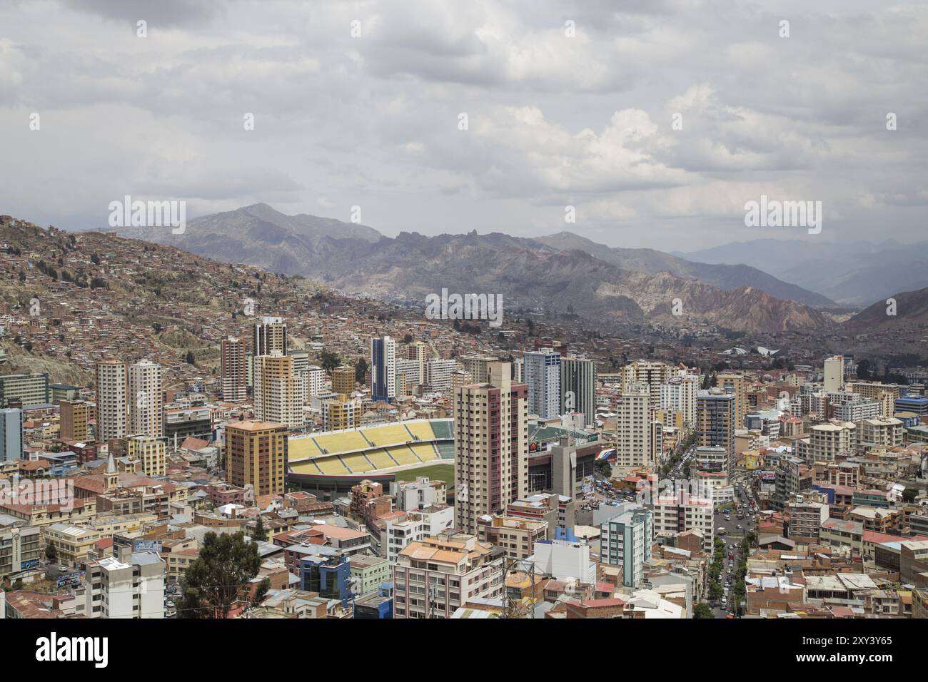 Looking down over la paz bolivia hi-res stock photography and images ...