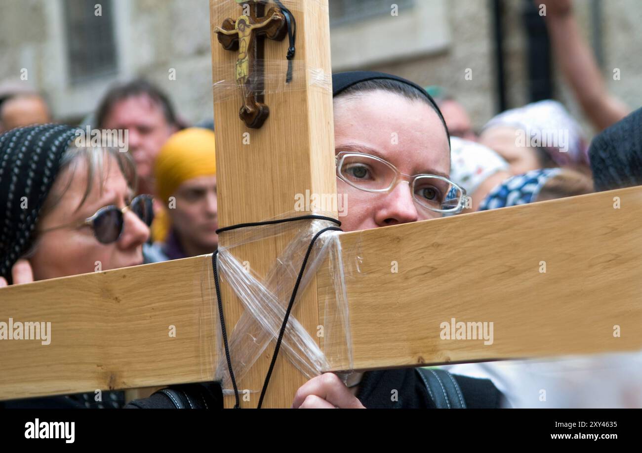Good Friday procession in the Via dolorosa in the old city of Jerusalem ...