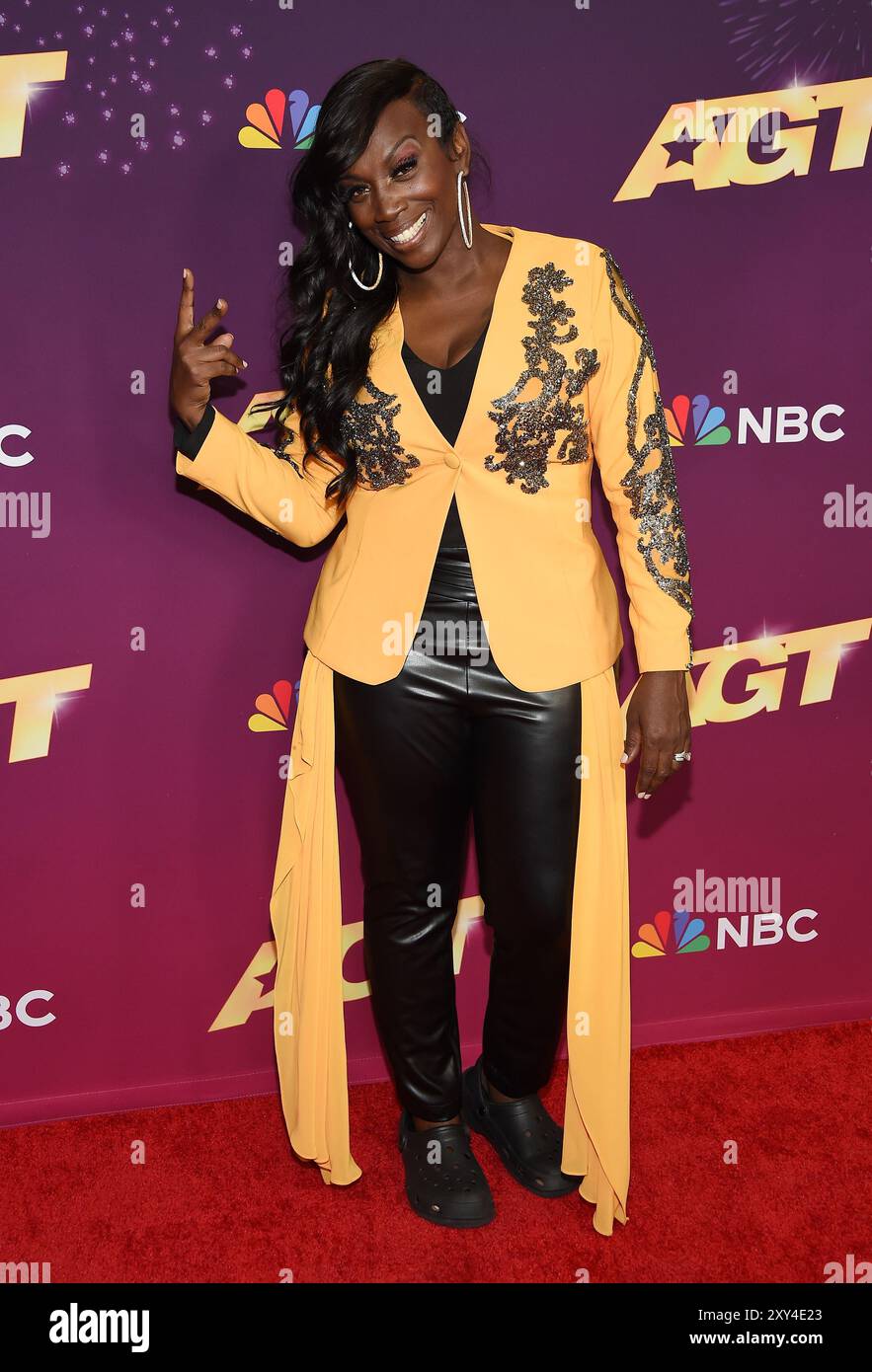 Dee Dee Simon Backstage At Americas Got Talent Season 19 Live Show