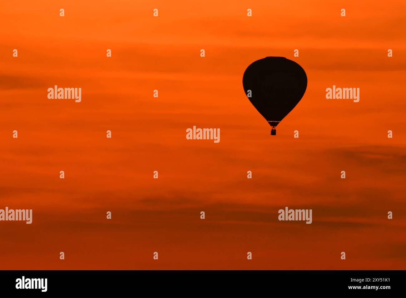 Hot air balloon in the sunset Stock Photo - Alamy