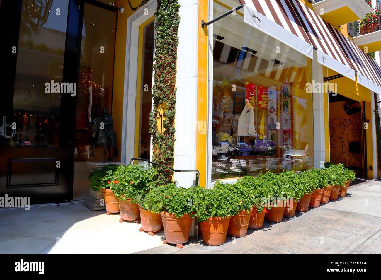 Bijan store beverly hills hi-res stock photography and images - Alamy