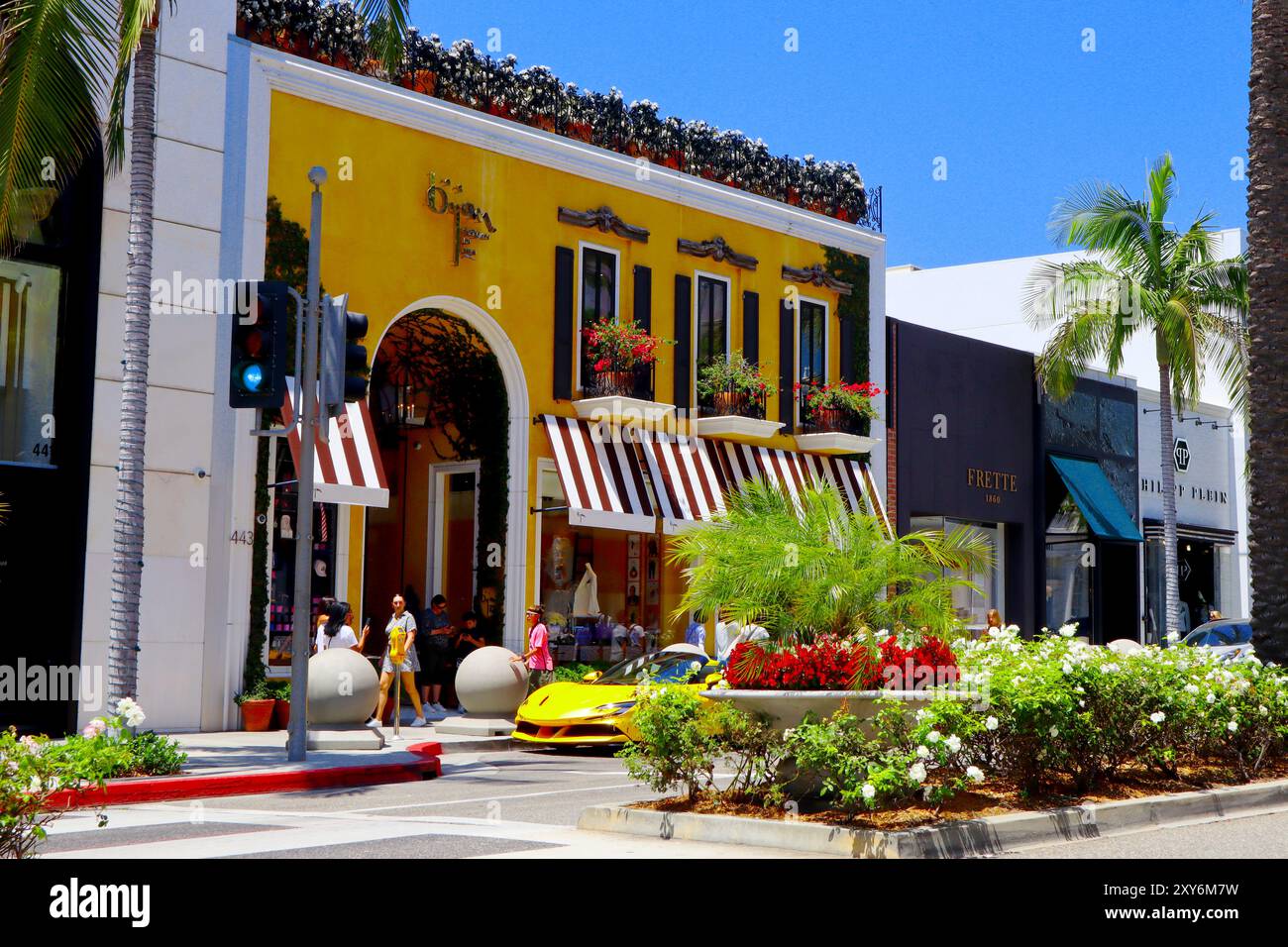 Bijan store beverly hills hi-res stock photography and images - Alamy