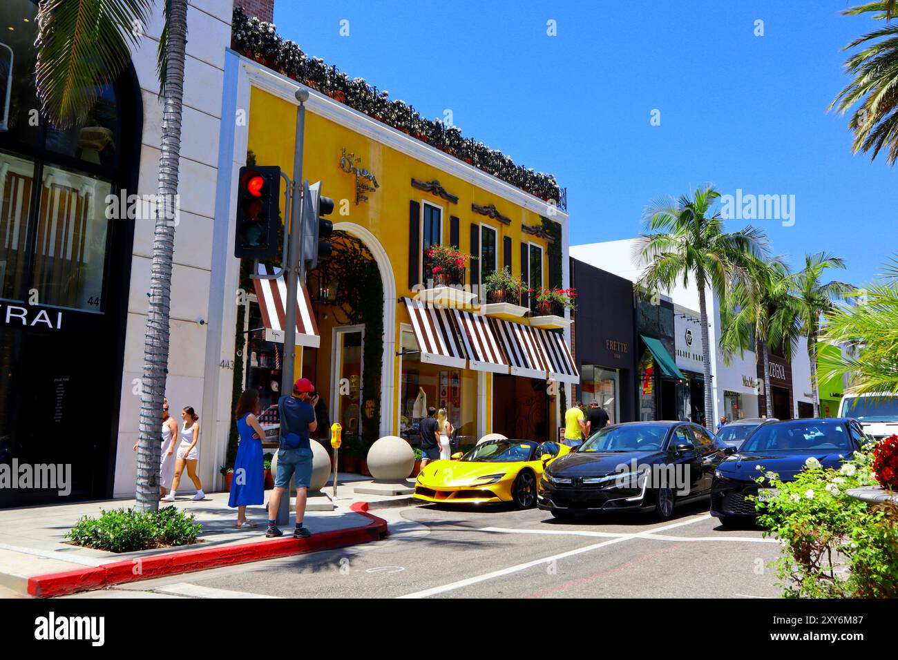 Bijan store beverly hills hi-res stock photography and images - Alamy