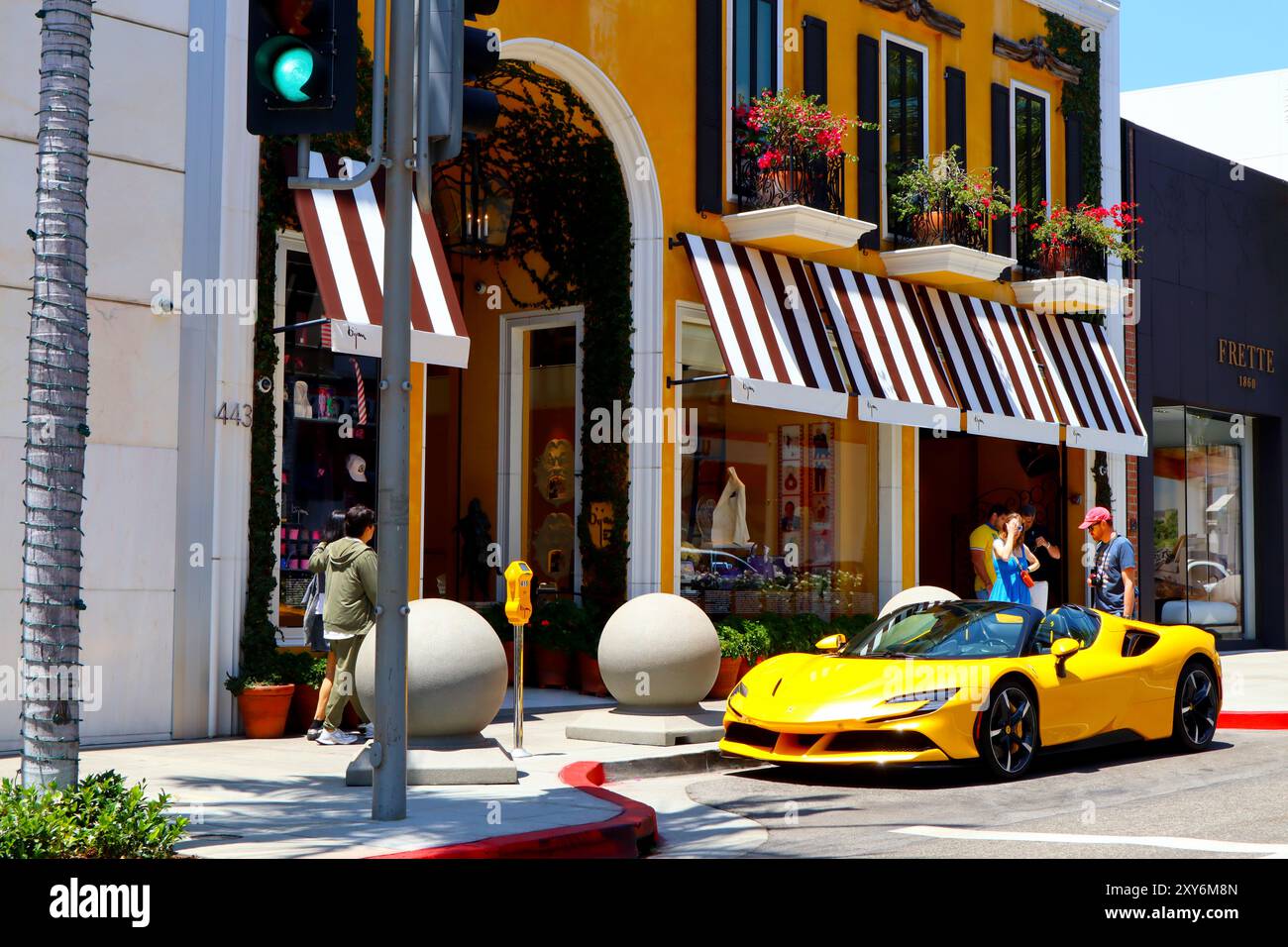 Bijan store beverly hills hi-res stock photography and images - Alamy