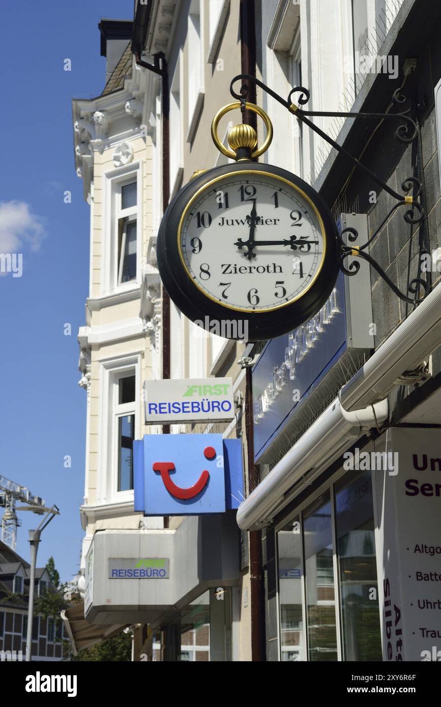 Europe, Germany, Hamburg, district Bergedorf, Sachsentor, pedestrian zone, City, shopping street, advertisement Juwelier Zieroth, watch, pocket watch, Stock Photo