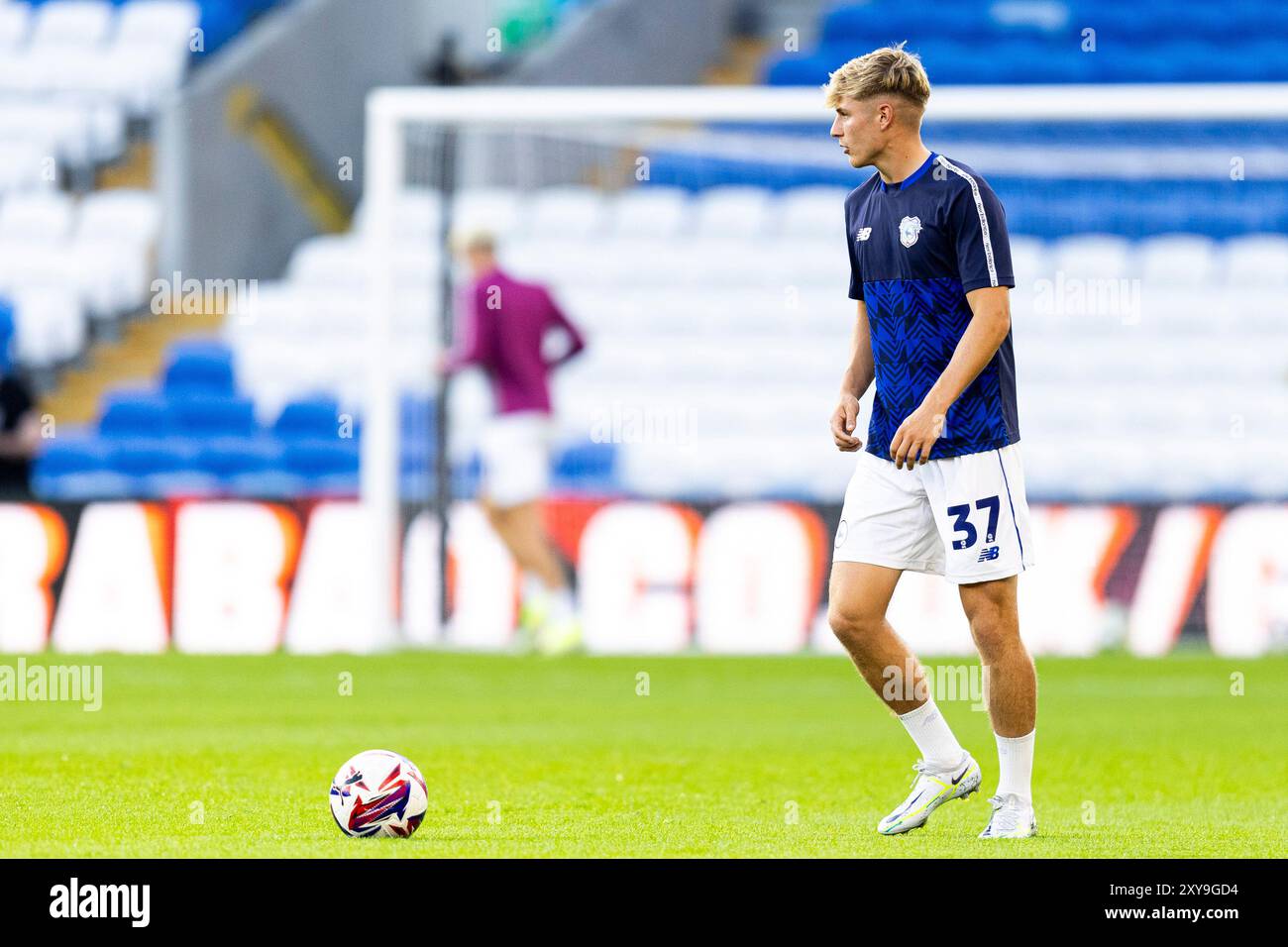 Cardiff, UK. 28th Aug, 2024. Tom Davies of Cardiff City during the warm up. Carabao Cup EFL cup 2nd round match, Cardiff city v Southampton at the Cardiff City Stadium in Cardiff, Wales on Wednesday 28th August 2024. this image may only be used for Editorial purposes. Editorial use only, pic by Lewis Mitchell/Andrew Orchard sports photography/Alamy Live news Credit: Andrew Orchard sports photography/Alamy Live News Stock Photo