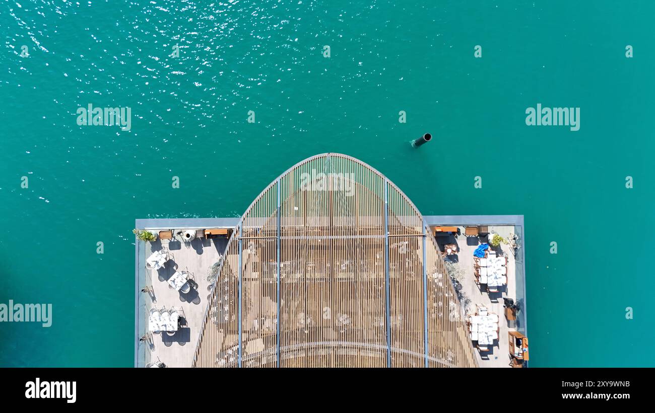 Garden drone shots hi-res stock photography and images - Alamy