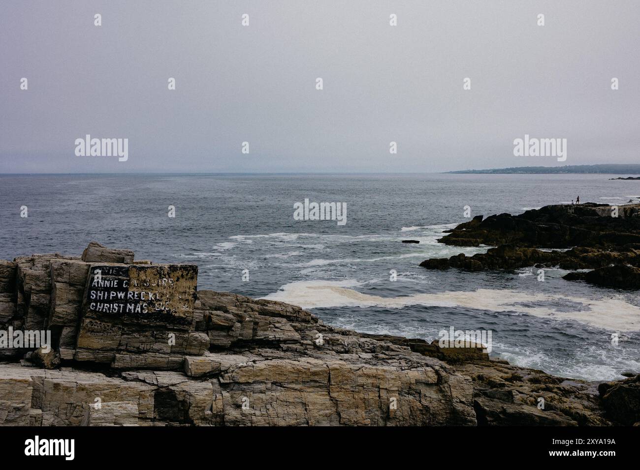 Ocean Between Rock Stock Photo - Alamy