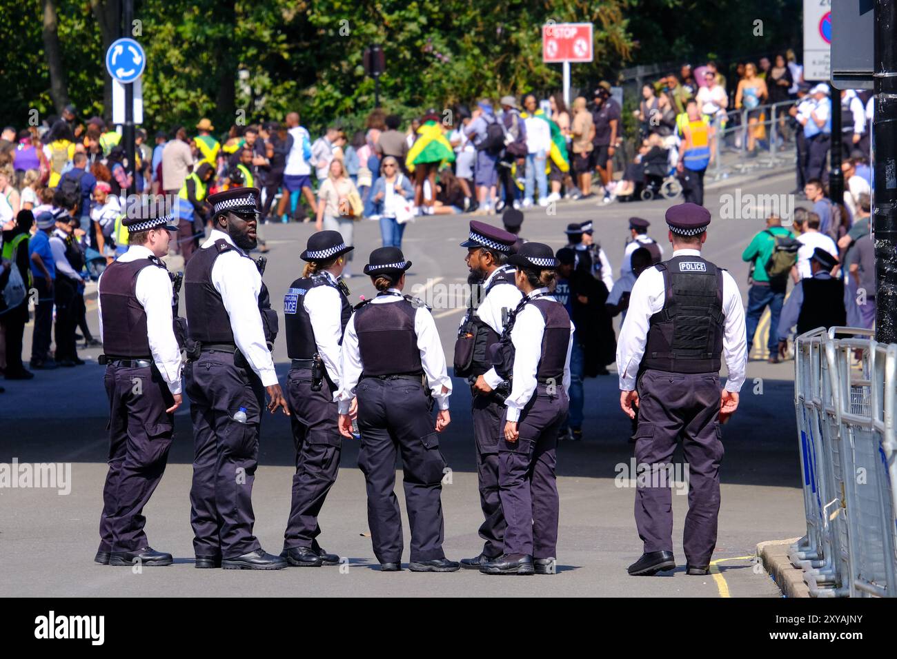 Notting hill carnival police 2024 hires stock photography and images