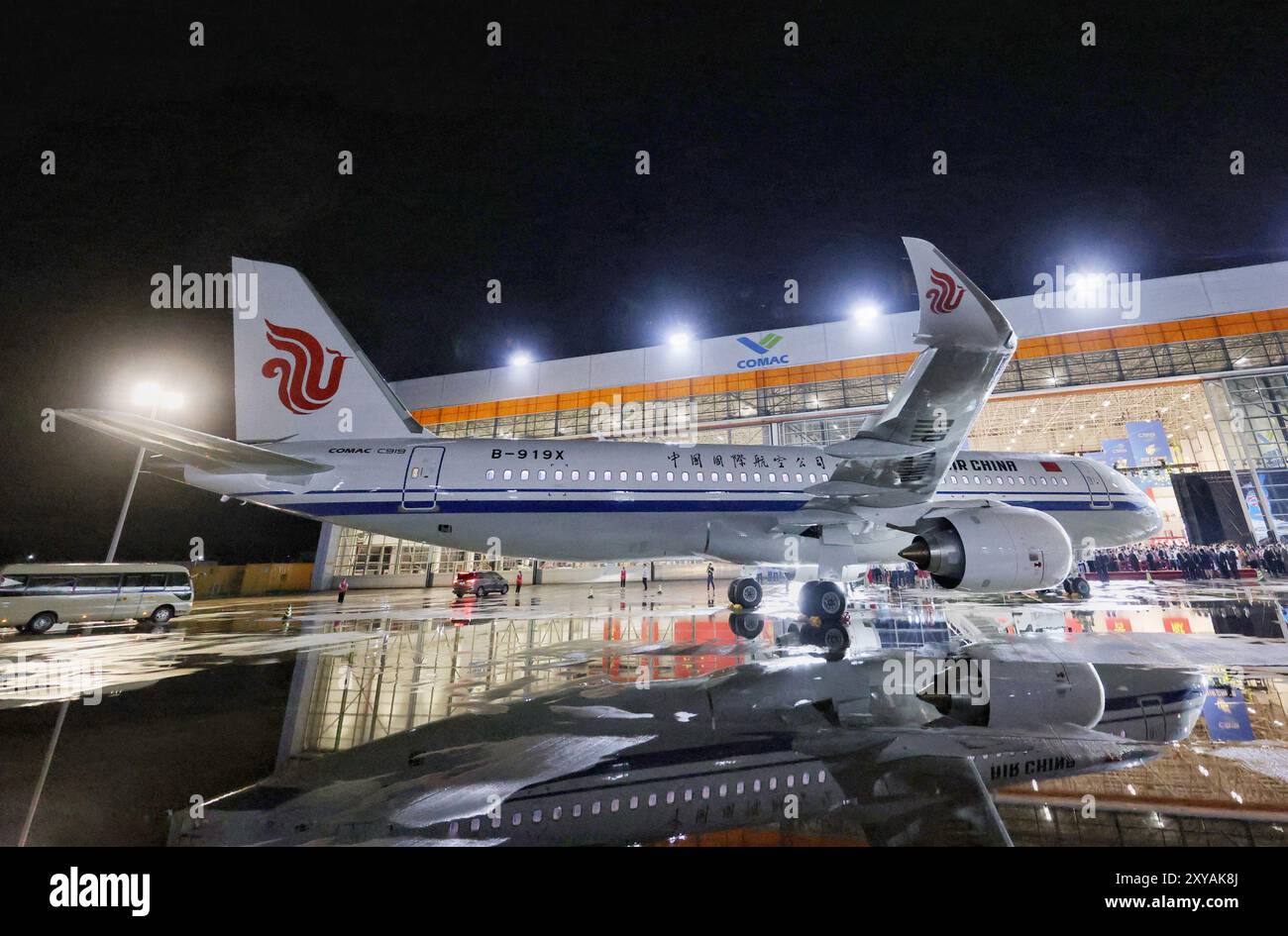 The picture shows the C919 passenger aircraft delivered to Air China.  Shanghai,China.28th August 2024.On the evening of August 28, Air China and China Southern Airlines simultaneously received the first C919 aircraft at the Pudong Base of the COMAC Final Assembly and Manufacturing Center in Shanghai. This marks that the C919 aircraft is about to enter a new stage of multi-user operation.Credit: Jia Tianyong/China News Service/Alamy Live News Stock Photo