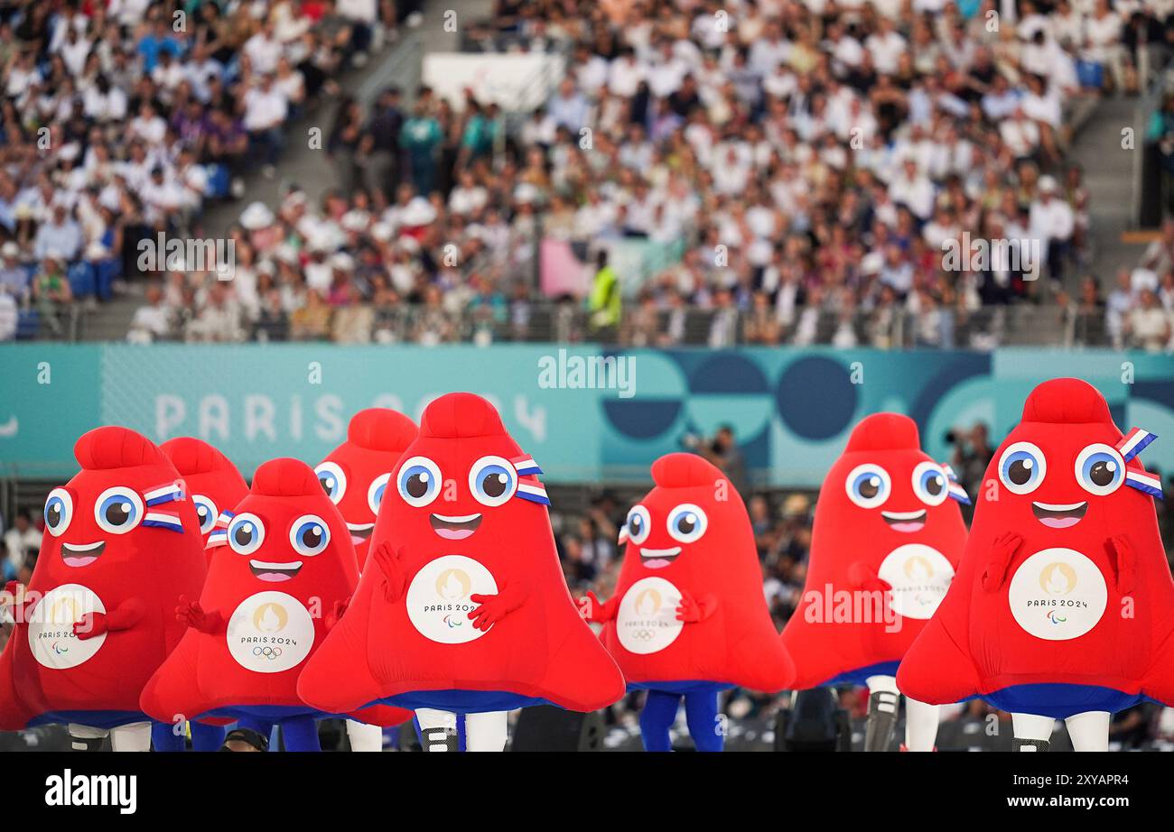Paris, France. 28th Aug, 2025. The Olympic and Paralympic mascots, the