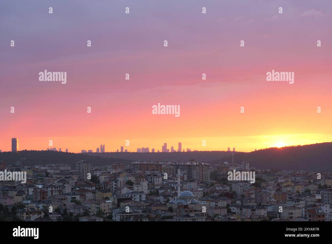 Stunning sunset colors hi-res stock photography and images - Alamy
