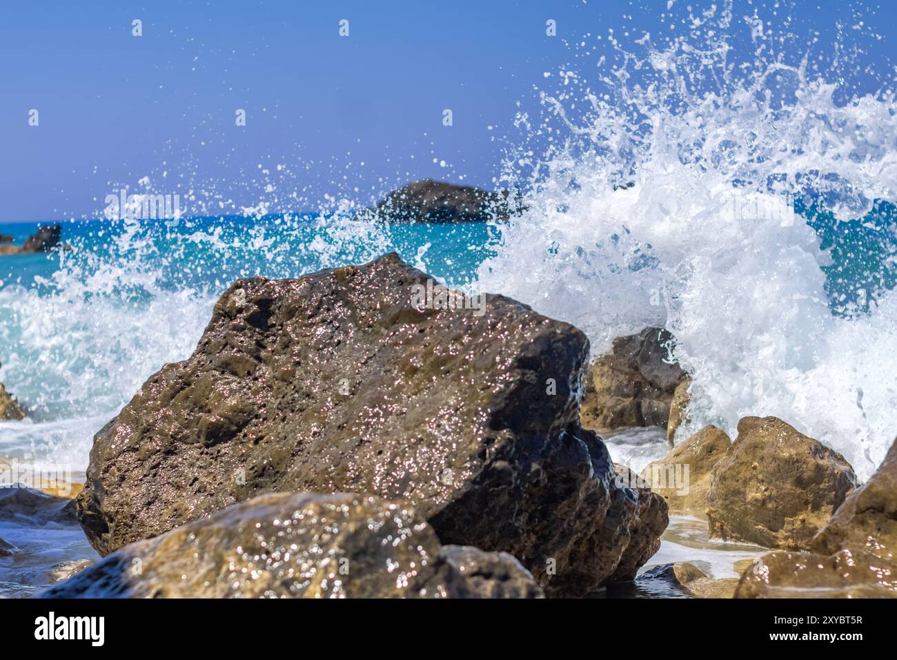 sea waves splash Stock Photo - Alamy