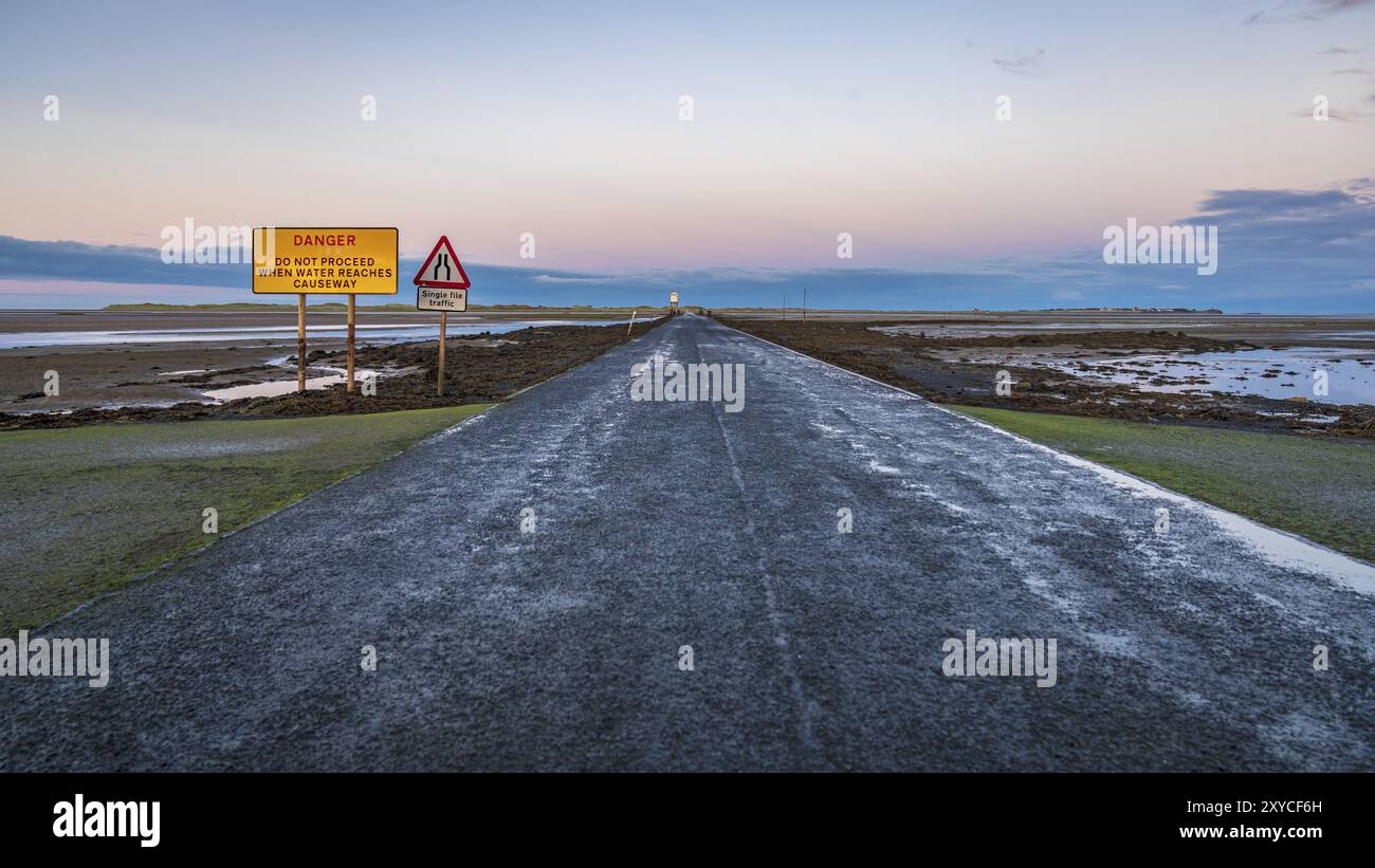 Lindisfarne causeway sign signs hi-res stock photography and images - Alamy