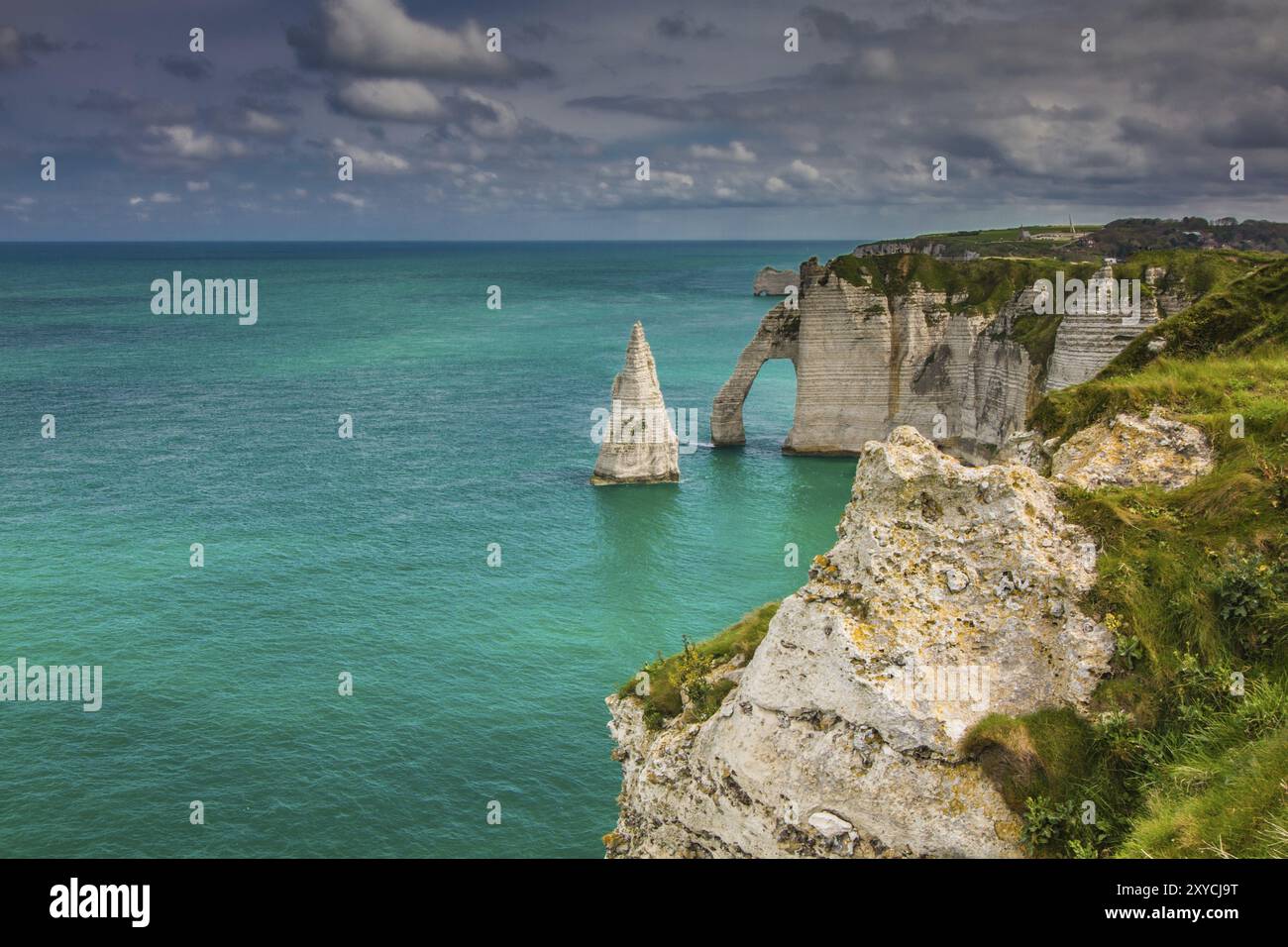Etretat tourist spot hi-res stock photography and images - Alamy