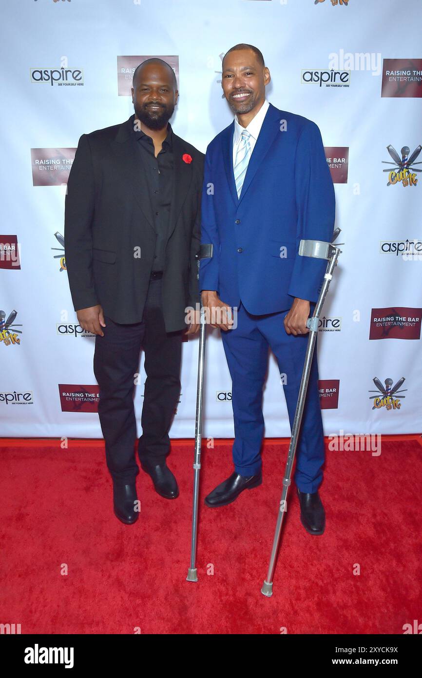 brooks club dress code Will Brooks mit Gast bei der Premierenparty zur TV-Talkshow Cut to It im Ha Ha Comedy Club. Los Angeles, 28.08.2024 *** Will Brooks with guest at the premiere party for the TV