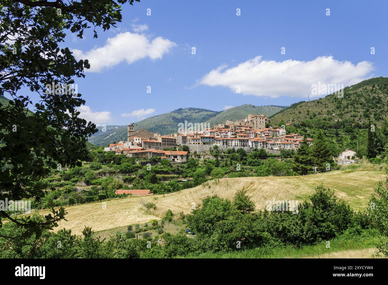 Pueblos mas bonitos de francia hi-res stock photography and images - Alamy