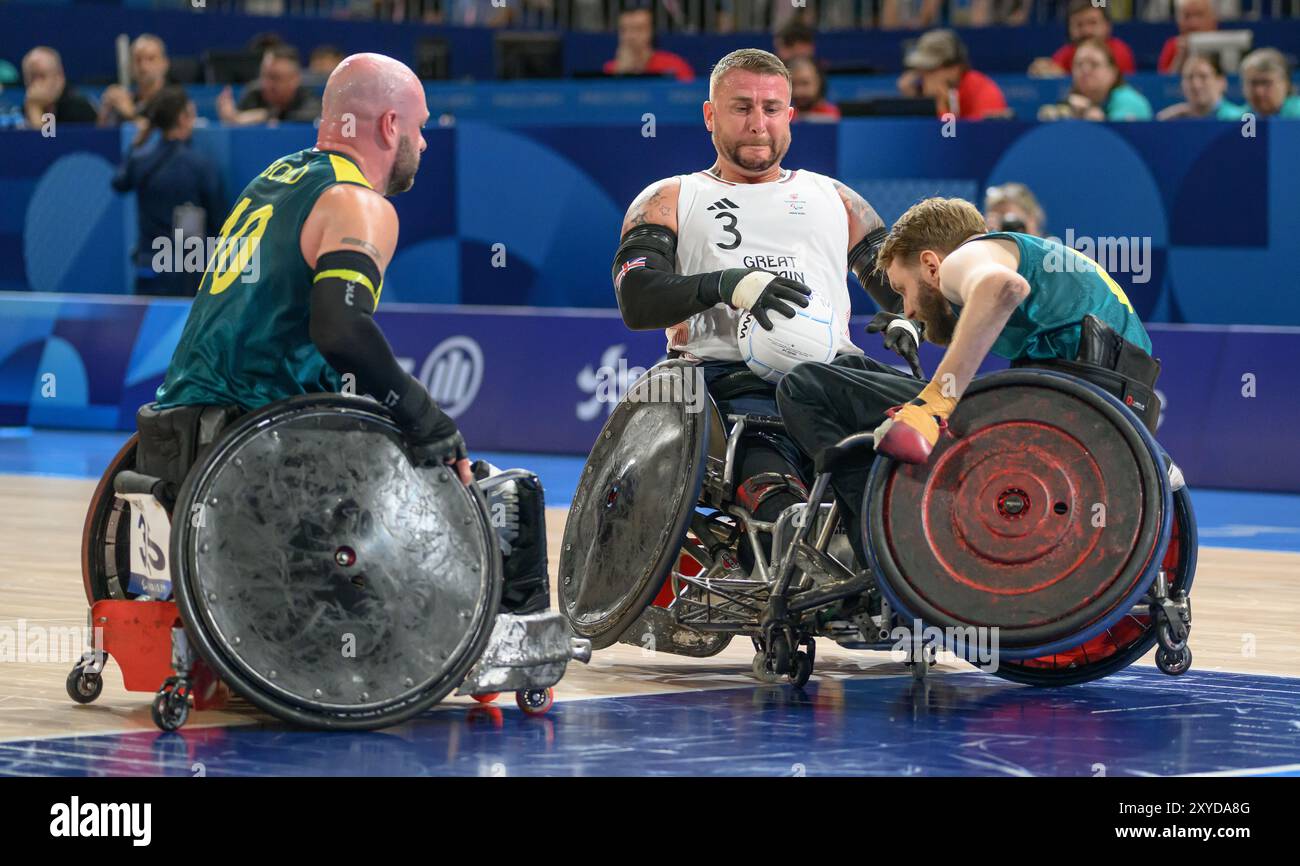 29 Aug 2024. Paris - France -  Great Britain v Australia - Paris Paralympics 2024 - Paris - France.  Great Britain's Stuart Robinson tries to break through the Australia defence. Picture Credit: Mark Pain/Alamy Live News Stock Photo