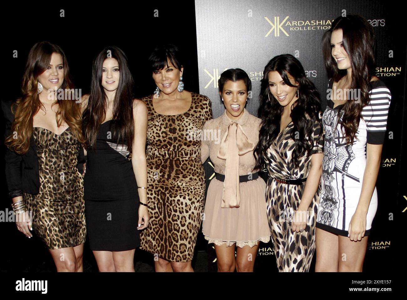 Kylie jenner kim kardashian kendall hi-res stock photography and