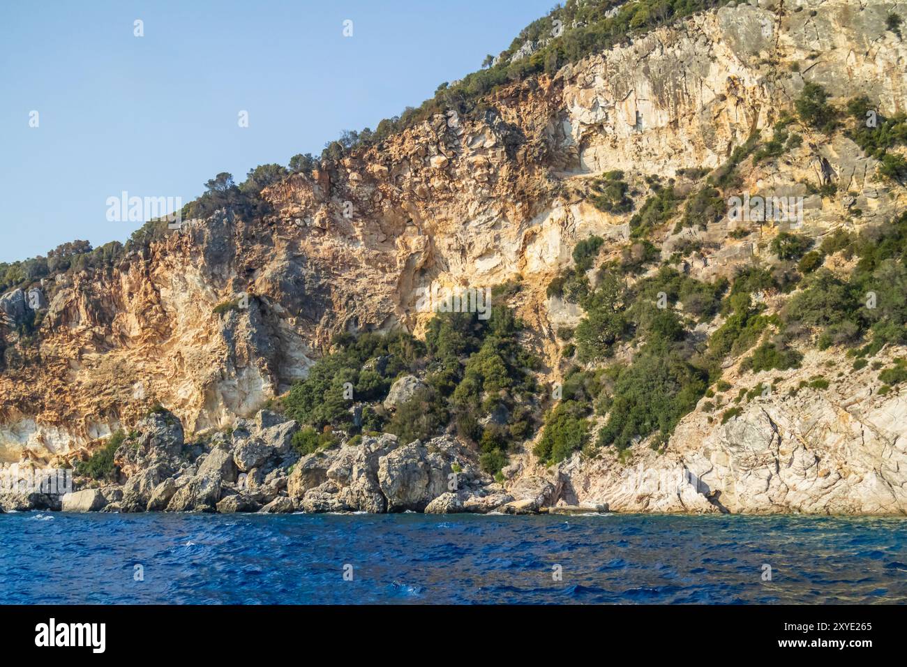 Island Rocks Texture Island coastal texture hi-res stock photography and images - Alamy