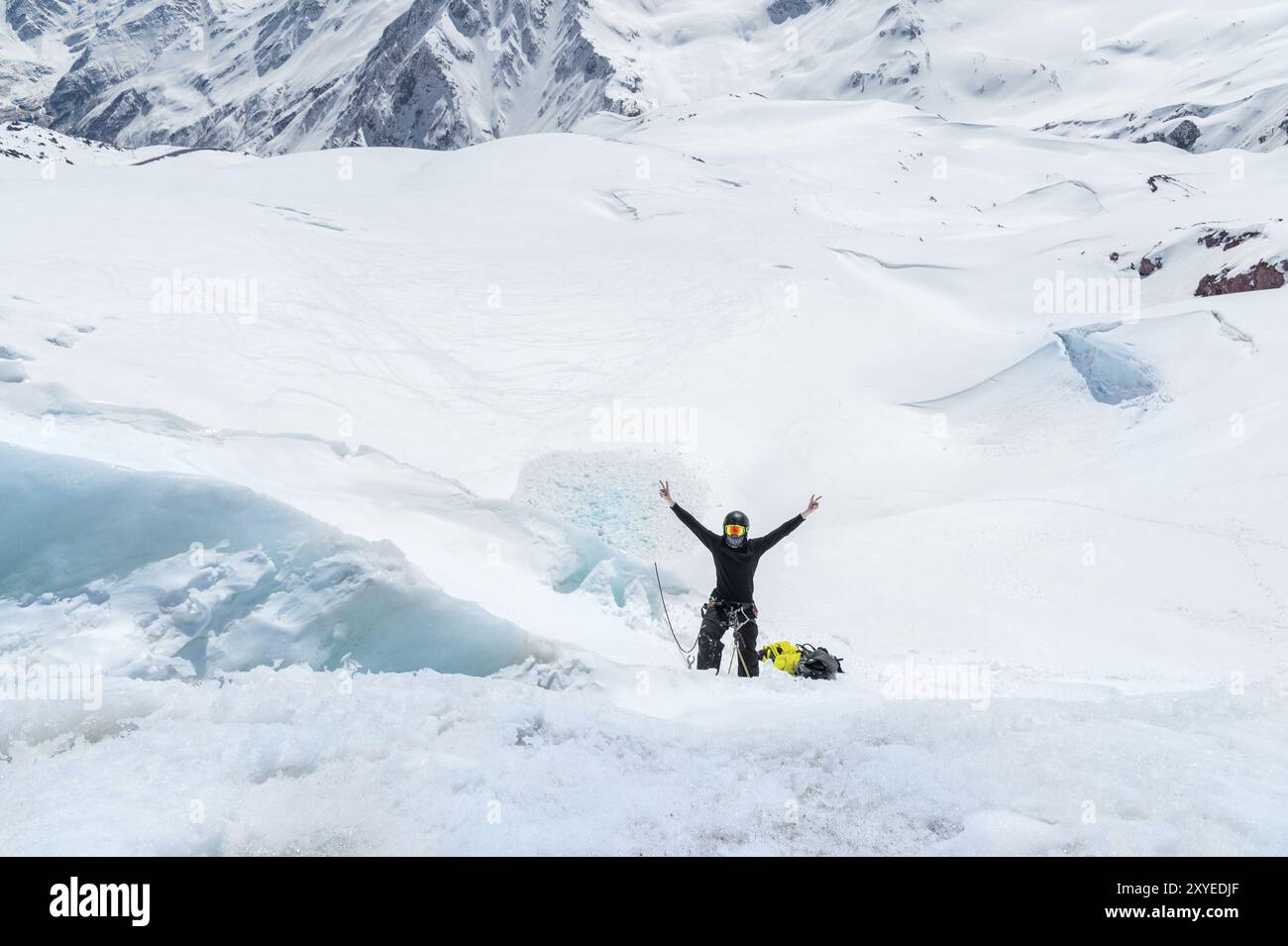 Ice axes tools hi-res stock photography and images - Alamy
