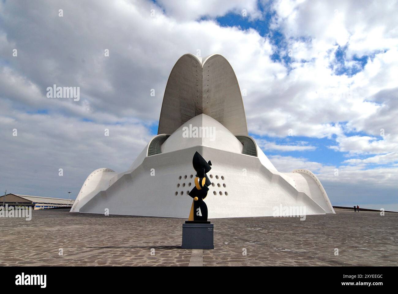 Plaza Del Auditorio With The Auditorio De Tenerife Concert Hall Santa plaza-del-auditorio-with-the-auditorio-de-tenerife-concert-hall-santa