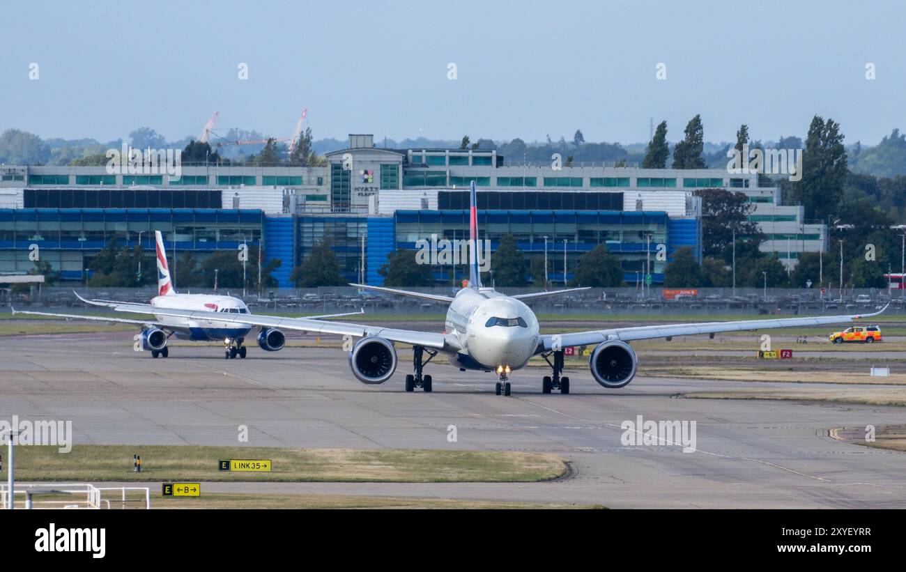 Airliners at Heathrow Stock Photo