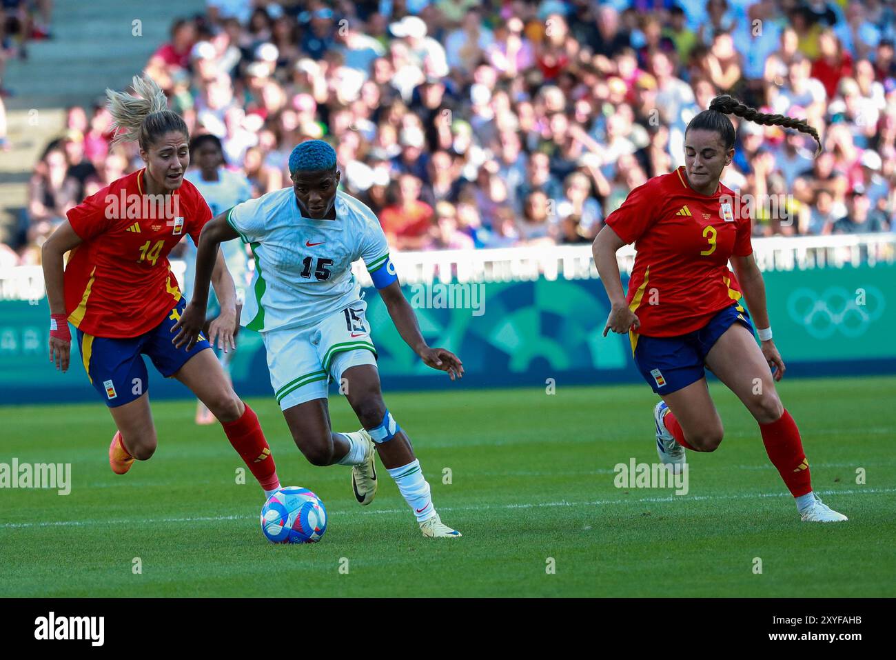 NANTES, FRANCE - JULY 28: Rasheedat Ajibade of Nigeria and Laia ...