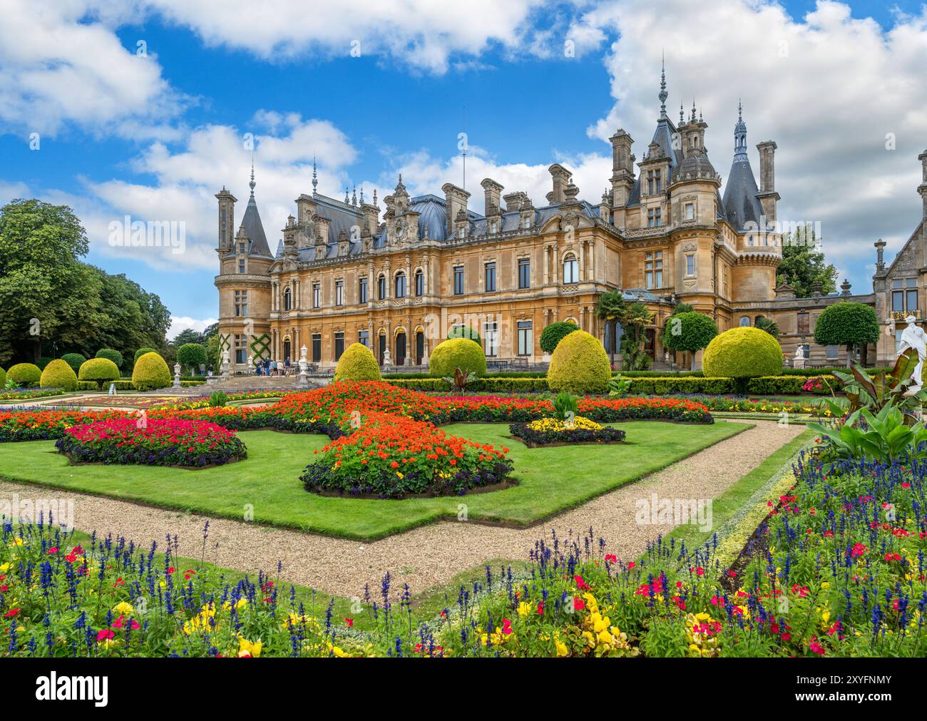 English renaissance architecture hi-res stock photography and images ...