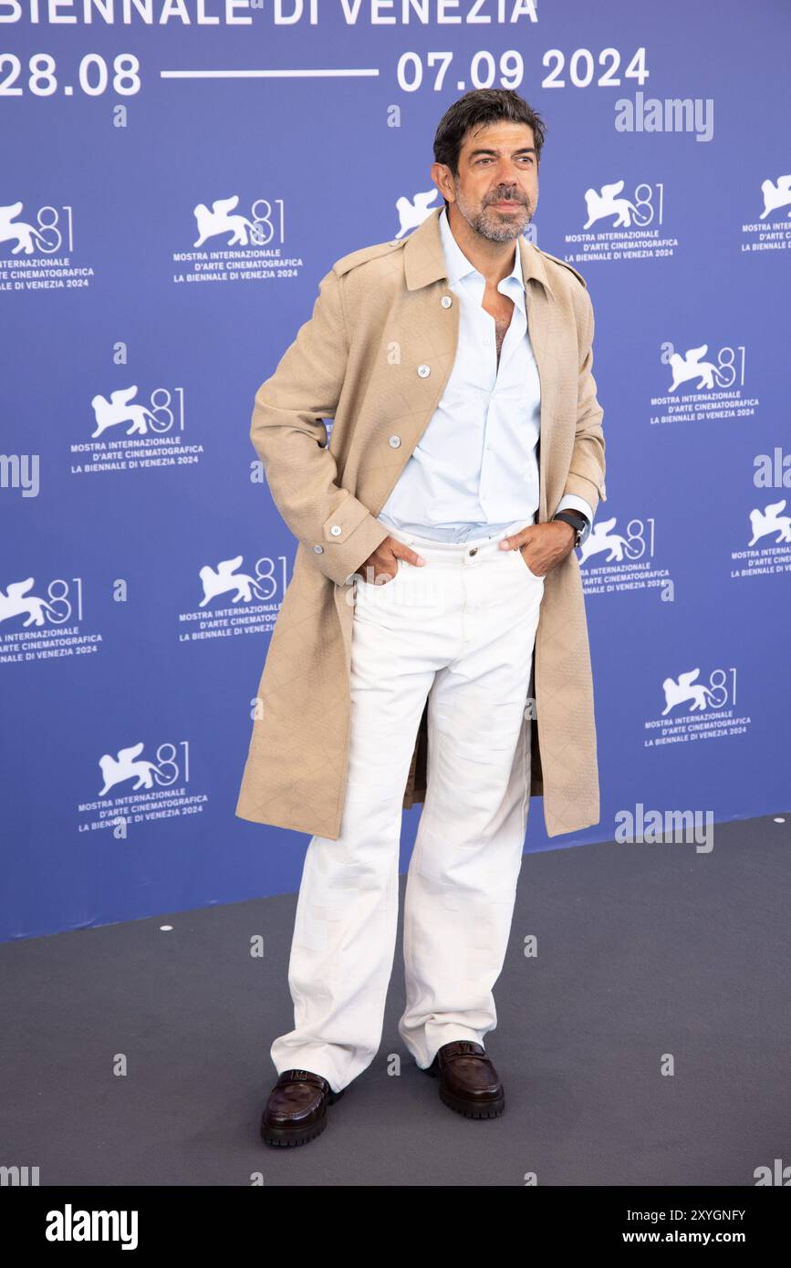 Lido Di Venezia, Italy. 29th Aug, 2024. Pierfrancesco Favino attends a  photocall for the movie \, image size:867x1390