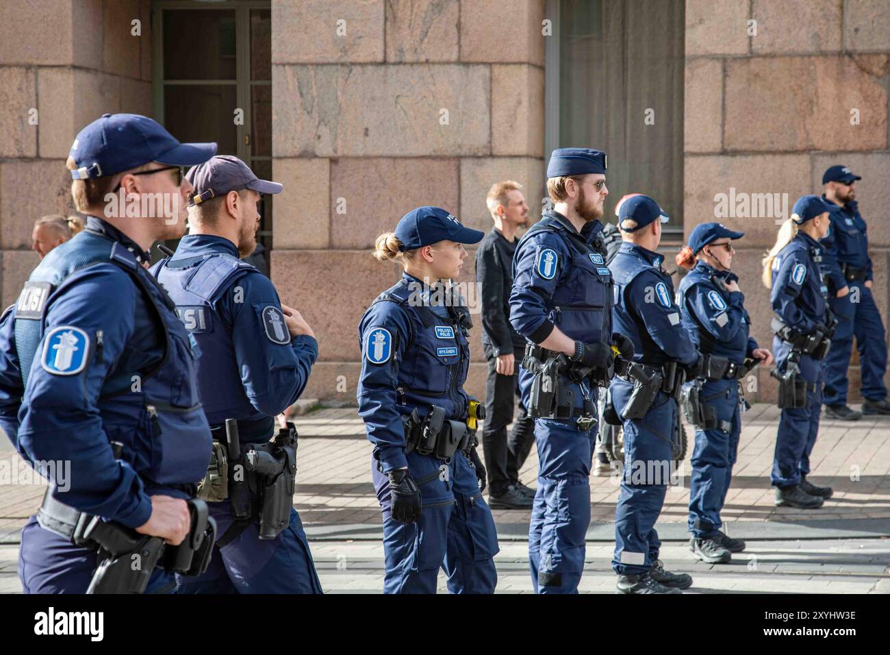 Police officers standing in hi-res stock photography and images - Alamy