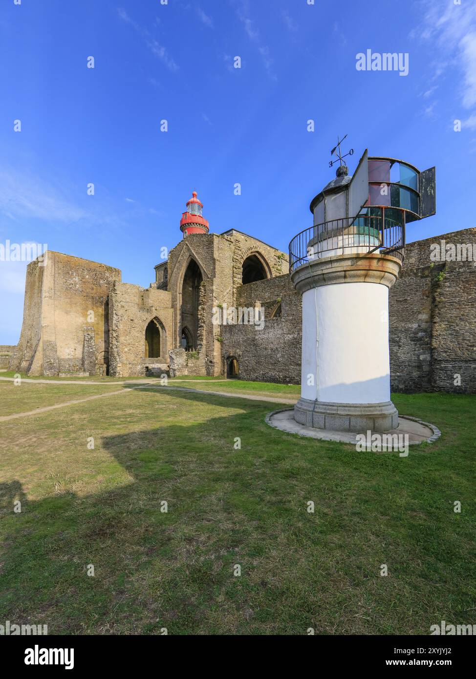 Semaphore, ruins of the Saint-Mathieu abbey and lighthouse on the ...