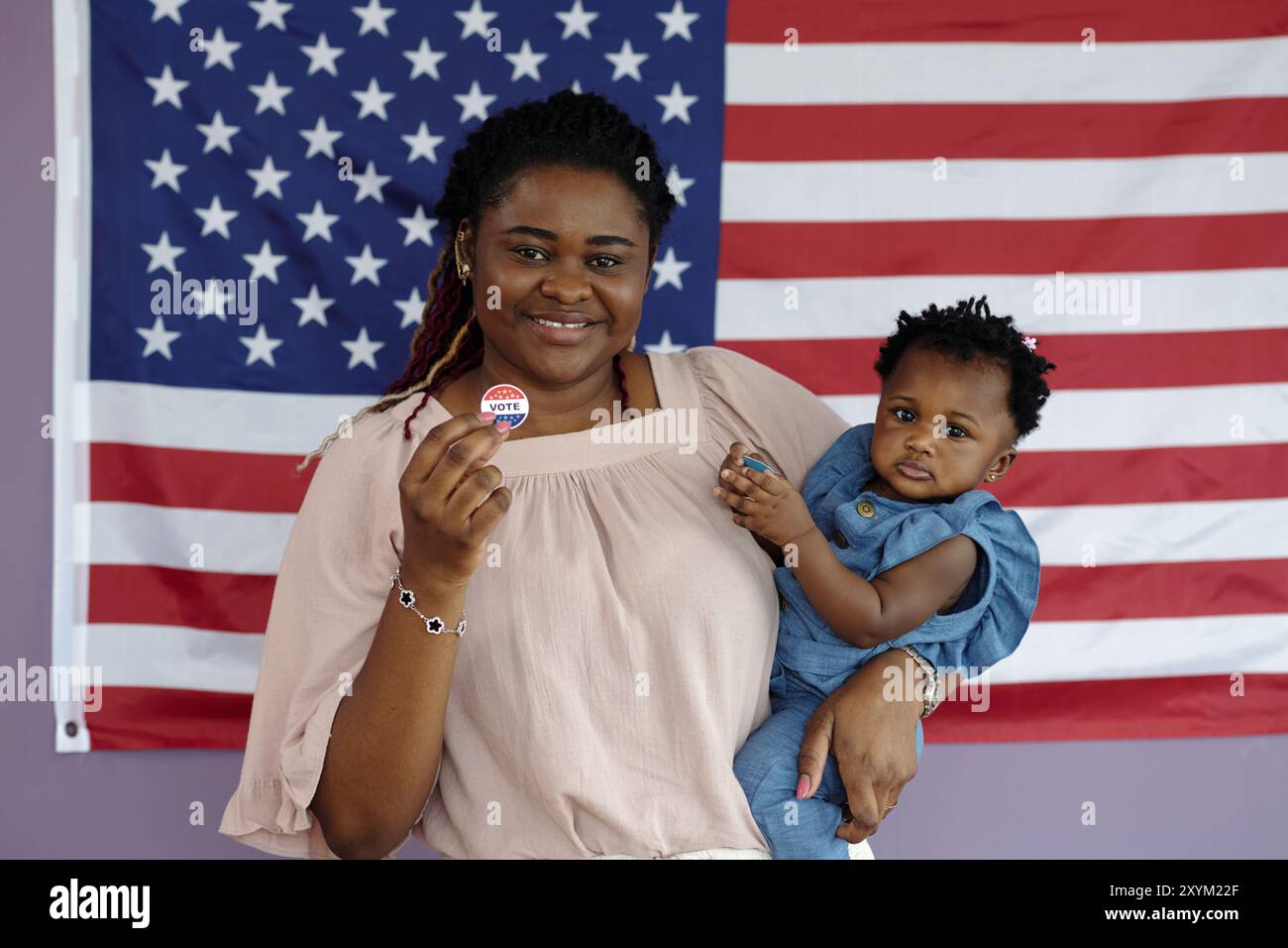 African woman with baby hi-res stock photography and images - Alamy