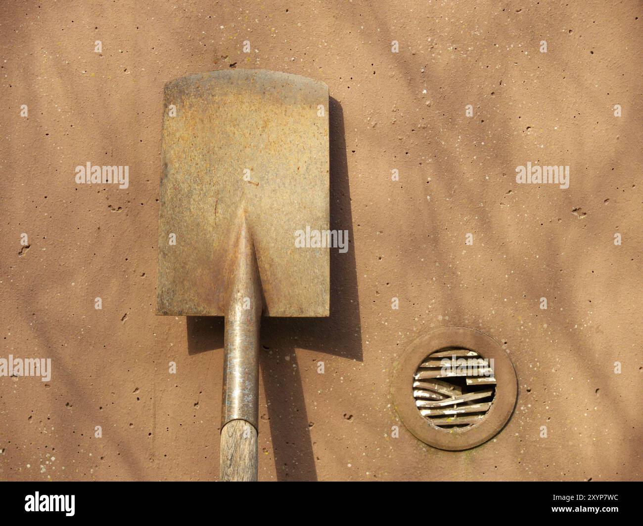 Slightly open empty wooden hi-res stock photography and images - Alamy