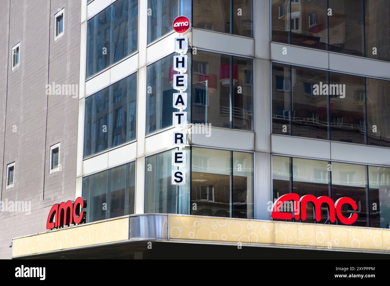 Amc movie theatres building exterior third avenue new york city new