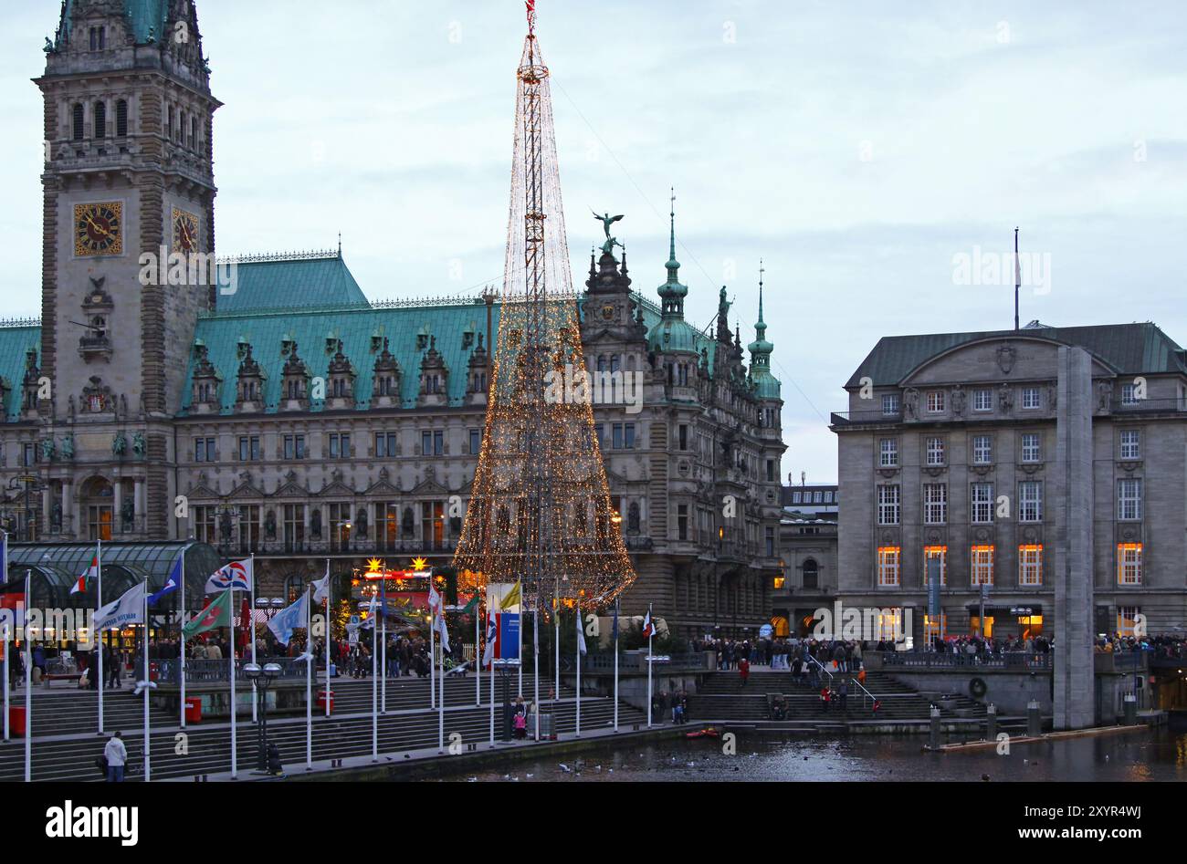 Christmas market at Hamburg Town Hall Stock Photo