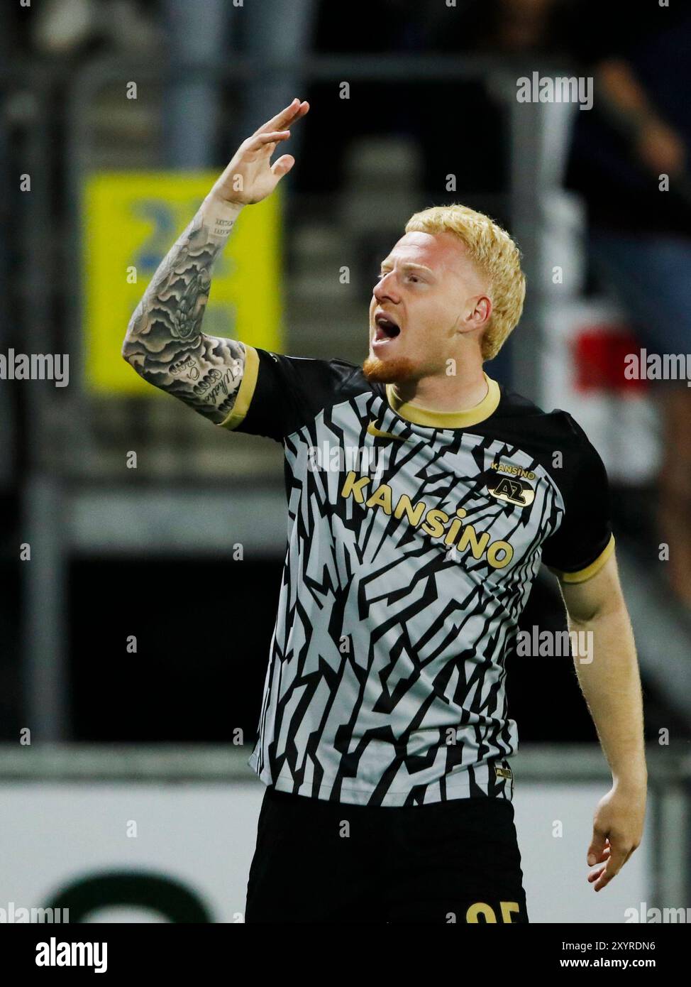 Reageert 4 0 hi-res stock photography and images - Alamy, image size:974x1390