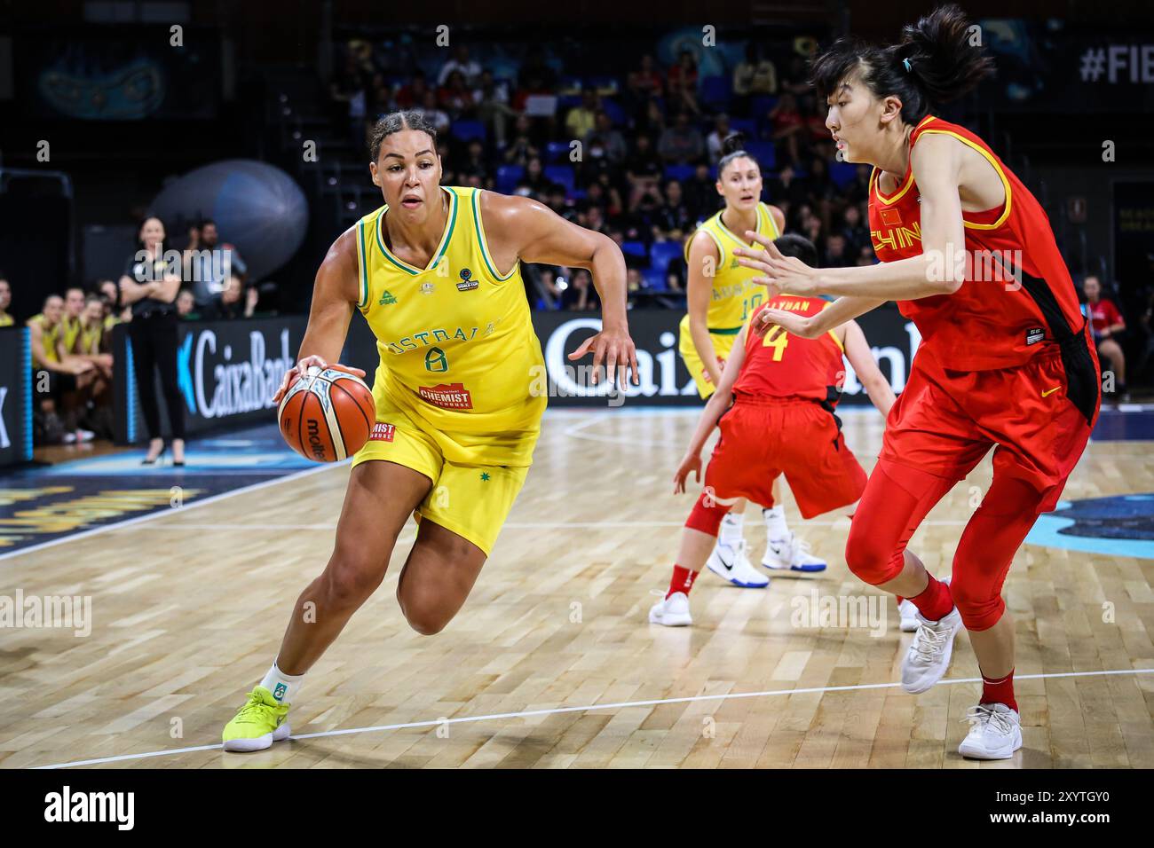 liz cambage dunk