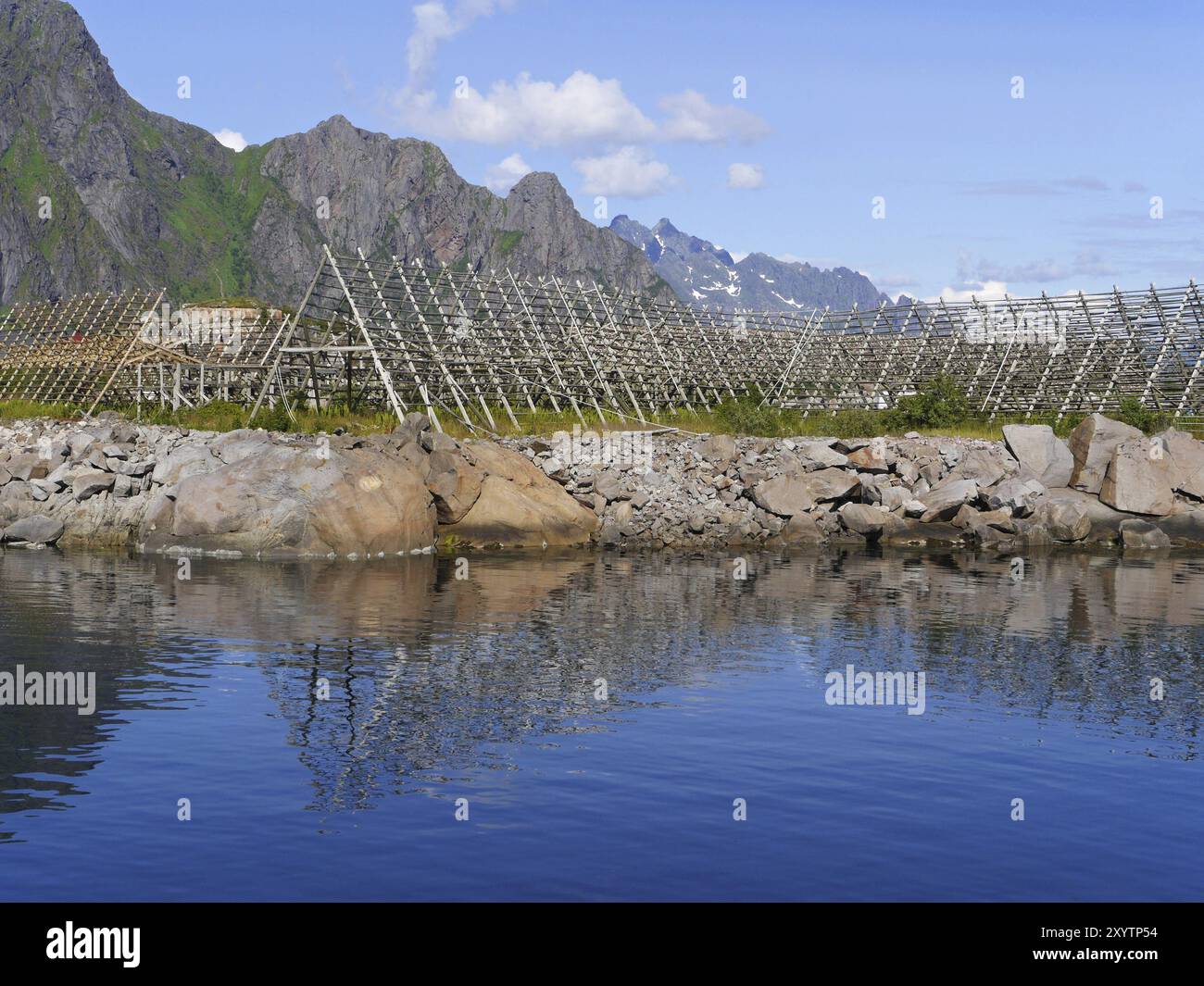 Empty fish racks hi-res stock photography and images - Alamy