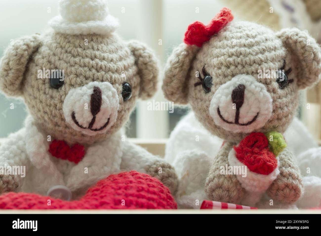 Valentines Day sweetheart cute Teddy Bears Holding Heart and red rose ...