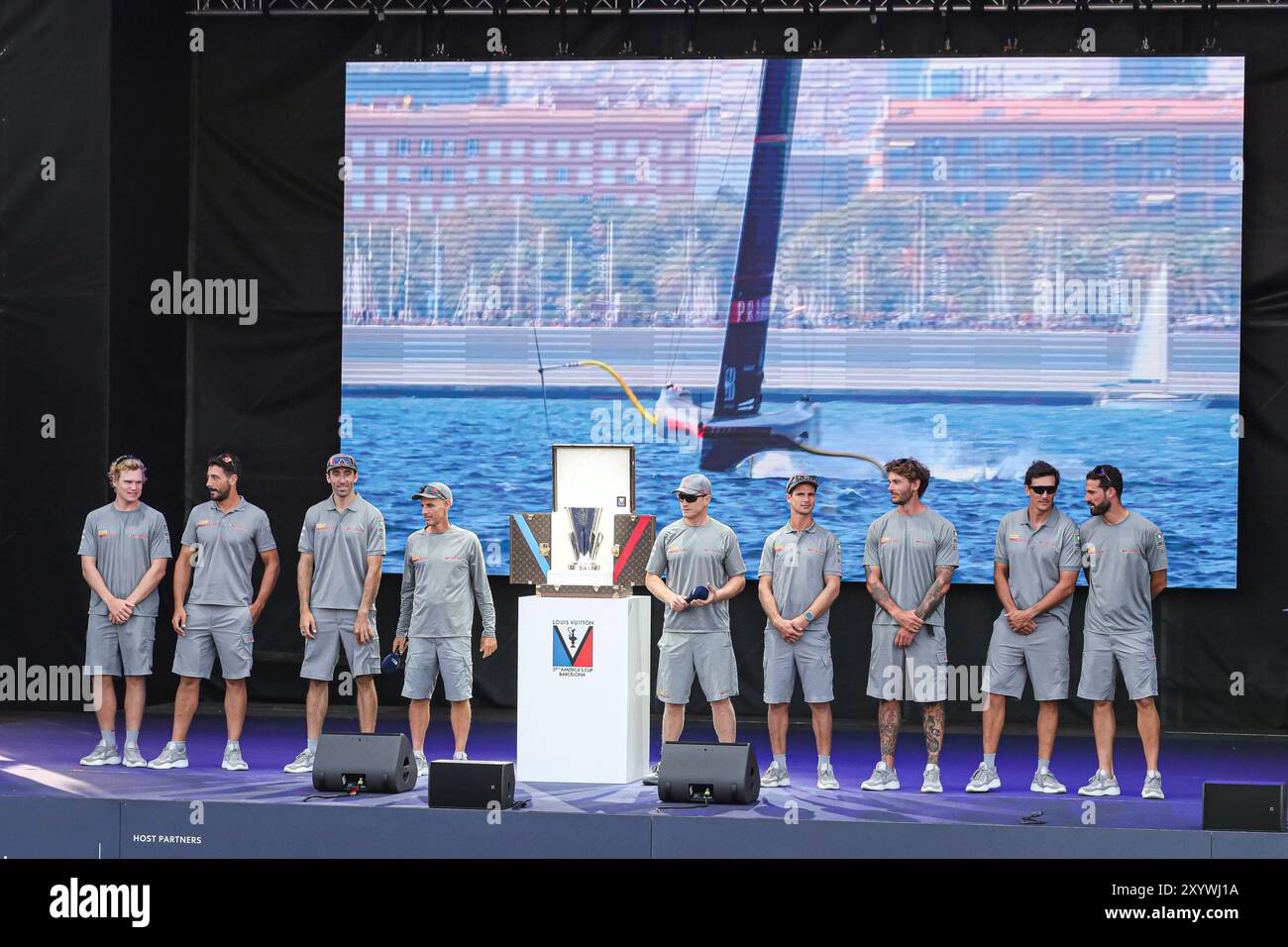 Luna Rossa Prada Pirelli (ITA) Teams during 37th America's Cup Louis
