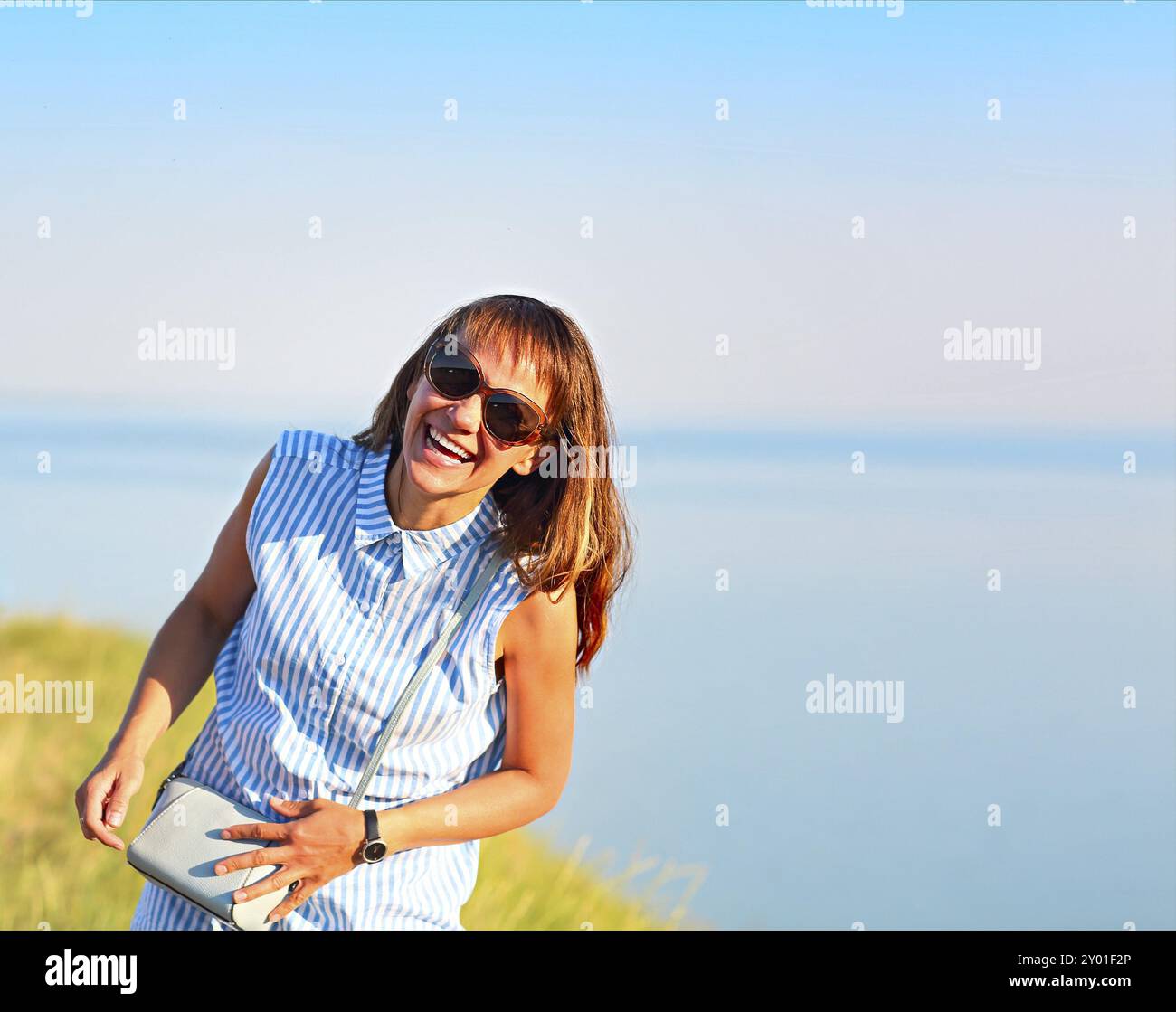 Happy enjoying smiling smile smiles hi-res stock photography and images ...