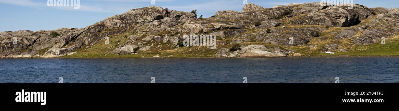 Coastline in the swedish west coast archipelago Stock Photo - Alamy