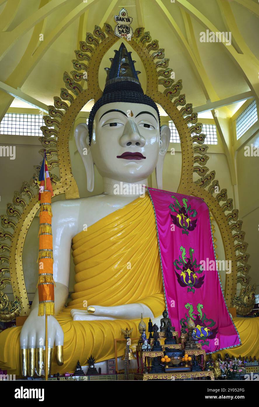 Giant Buddha statue in the Sakya Muni Buddha Gaya Temple, Temple of thousand lights Singapore Stock Photo