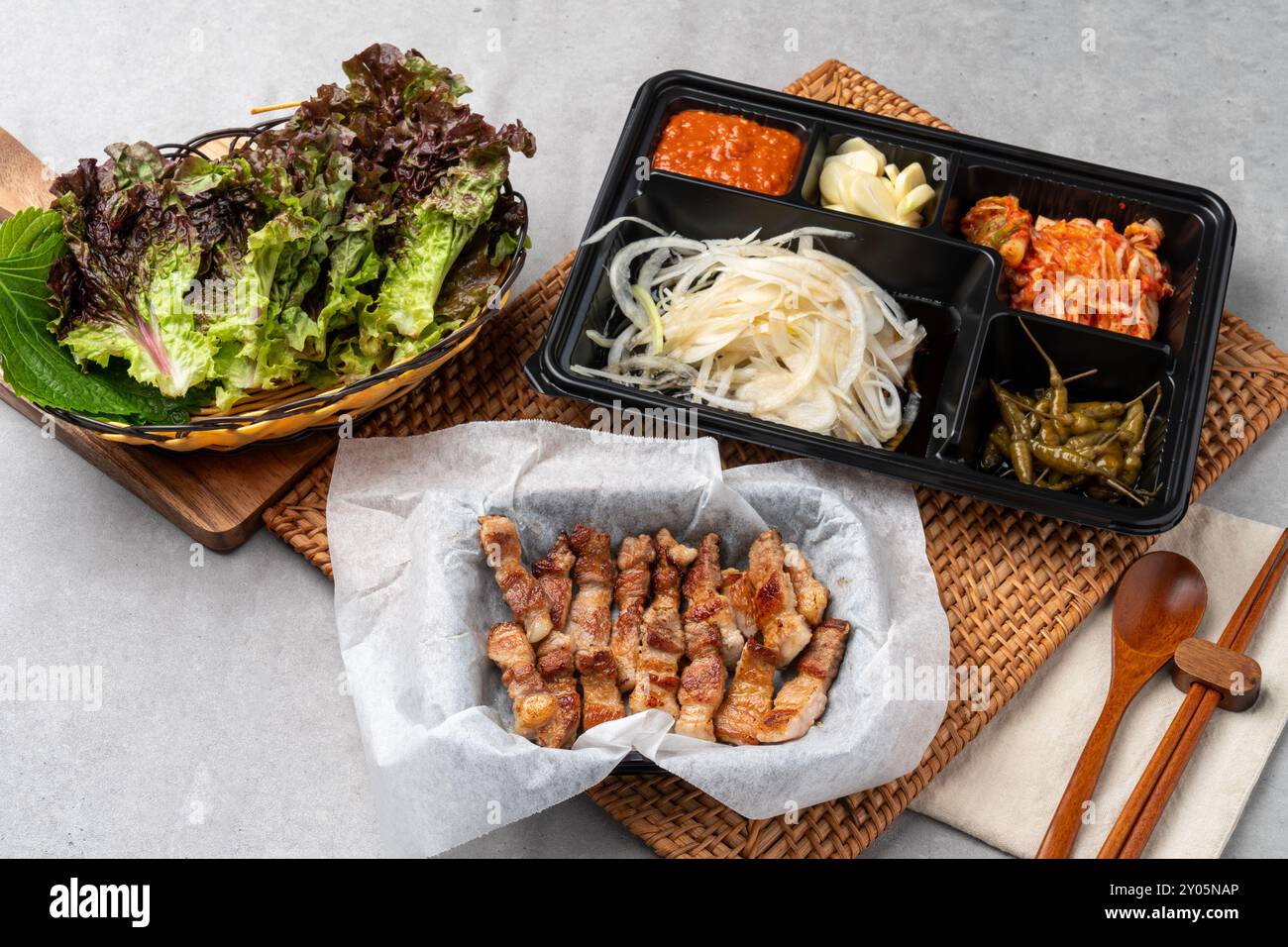 Samchi, fish, grilled, side dish, kimchi, perilla leaf, seasoned, beef ...