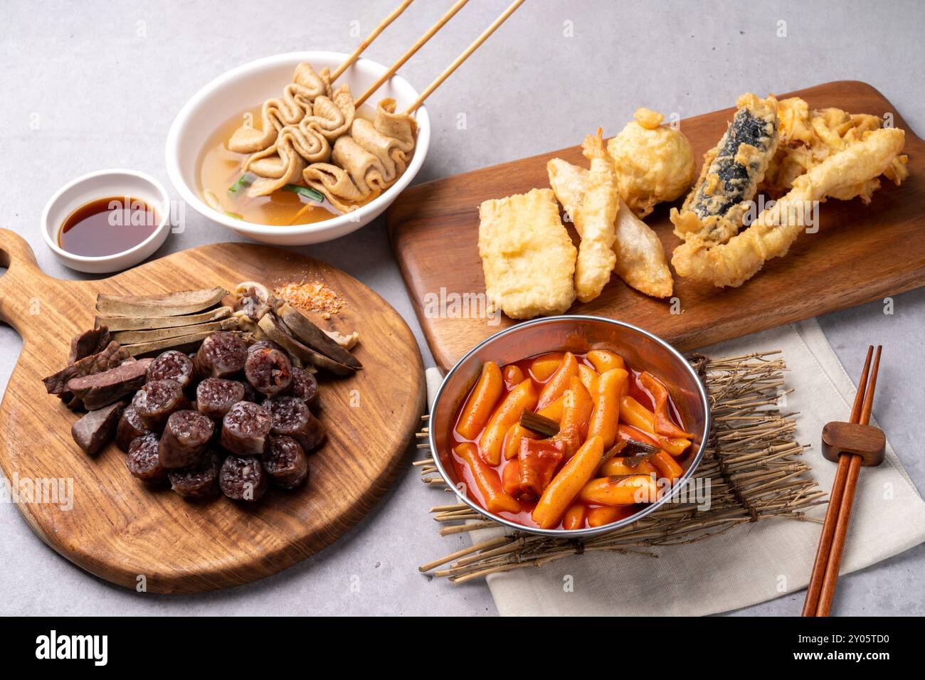 flour based food, Tteokbokki, fried food, deep-fried laver roll, deep-fried squid, sundae, fish cake, fish cake, snack, food, meal, sweet, breakfast, Stock Photo