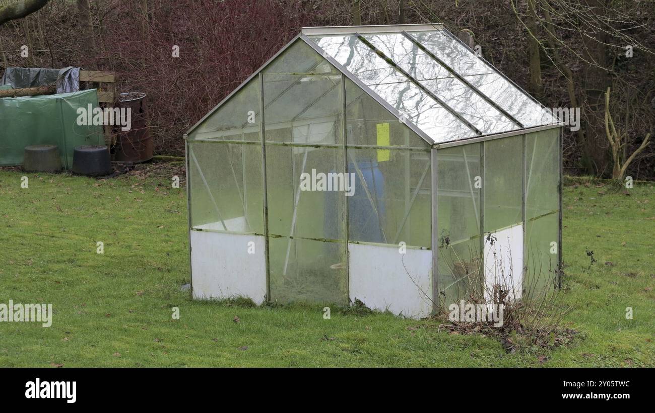 Abandoned greenhouses hi-res stock photography and images - Alamy