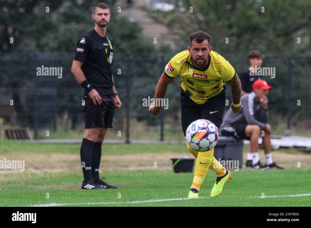 Krakow, Poland. 1st Sep, 2024. football 2024 2025 Betclic 2 Liga (Polish Second League) Ks Wieczysta Krakow - Pogon Grodzisk Mazowiecki OP: RAFAL PIETRZAK Credit: Konrad Swierad/Alamy Live News Stock Photo