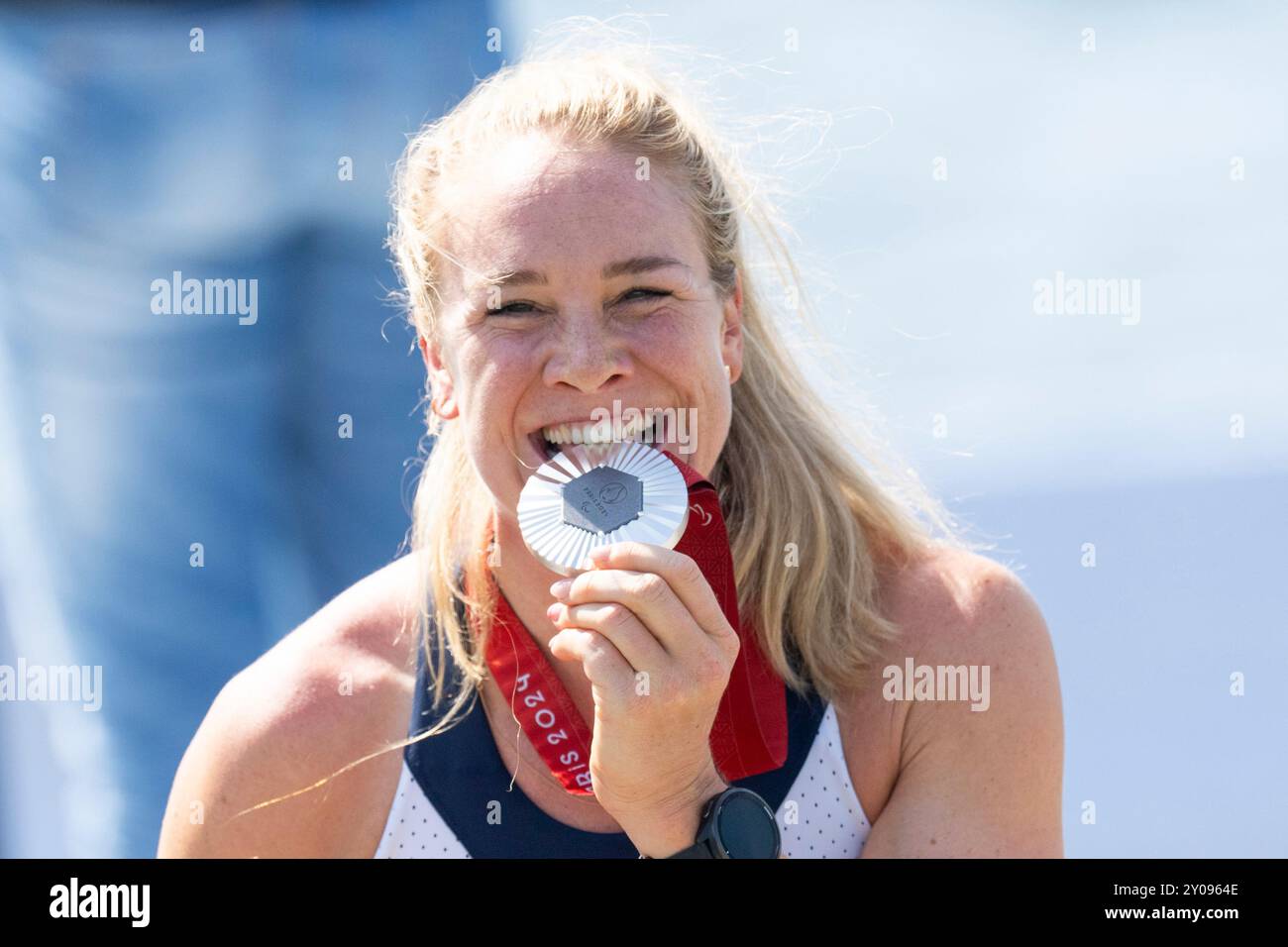 Paris, France 20240901. Birgit Skarstein with the silver medal she won ...