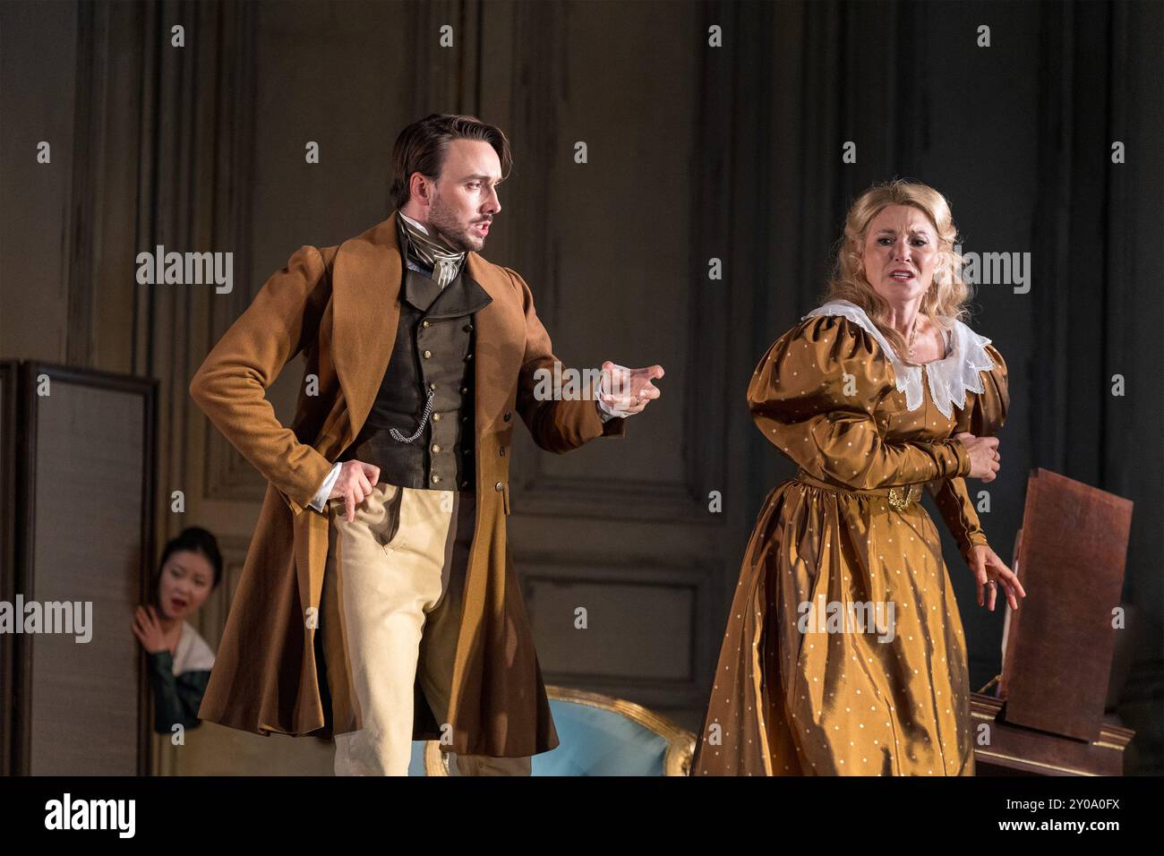 l-r: Ying Fang (Susanna - rear left), Huw Montague Rendall (Count Almaviva), Maria Bengtsson (Countess Almaviva) in LE NOZZE DI FIGARO at The Royal Op Stock Photo